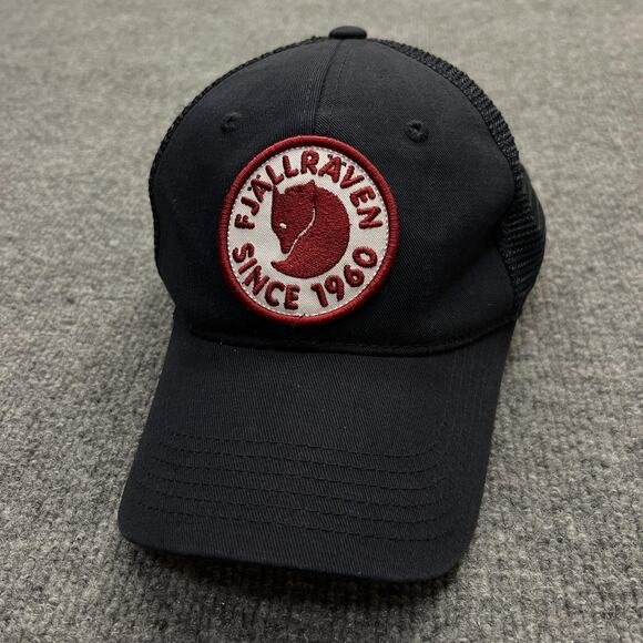 Fjallraven Hat Cap Snap Back Blue Red Mesh Trucker Patch Mens Outdoor Hiking - Picture 1 of 5